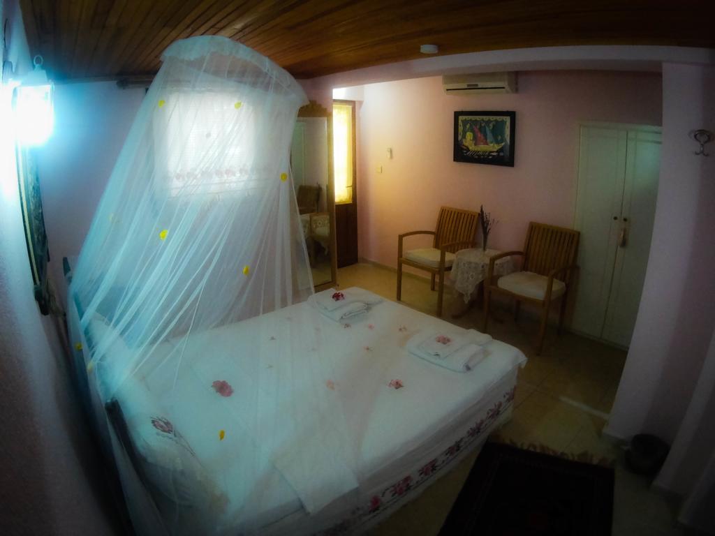 Antik Motel Alaçatı Extérieur photo