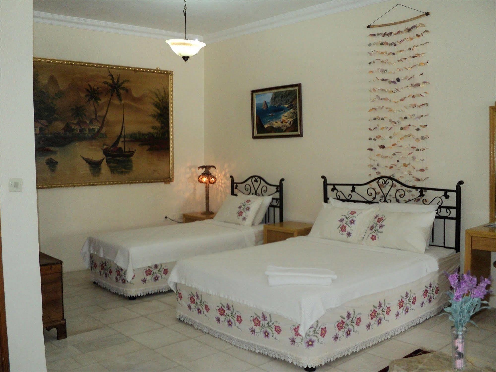 Antik Motel Alaçatı Extérieur photo